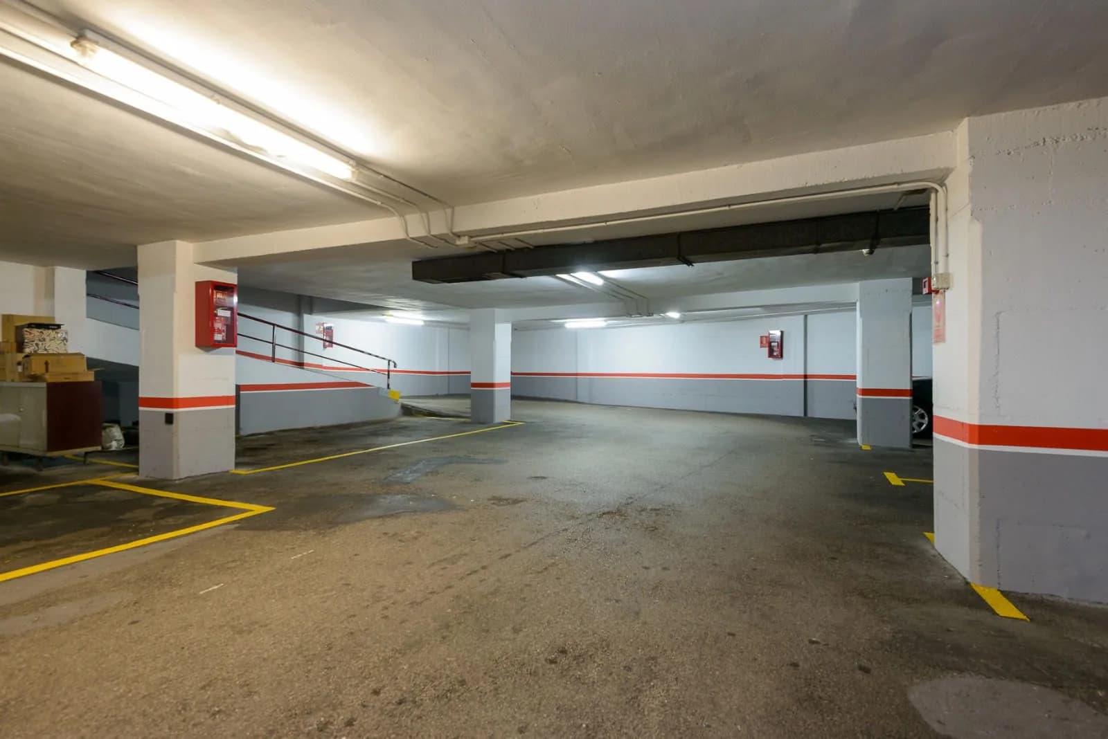 Piso en venta en Oviedo con 108 m2, 3 habitaciones y 2 baños, Garaje, Trastero, Ascensor y Amueblado., imagen 49