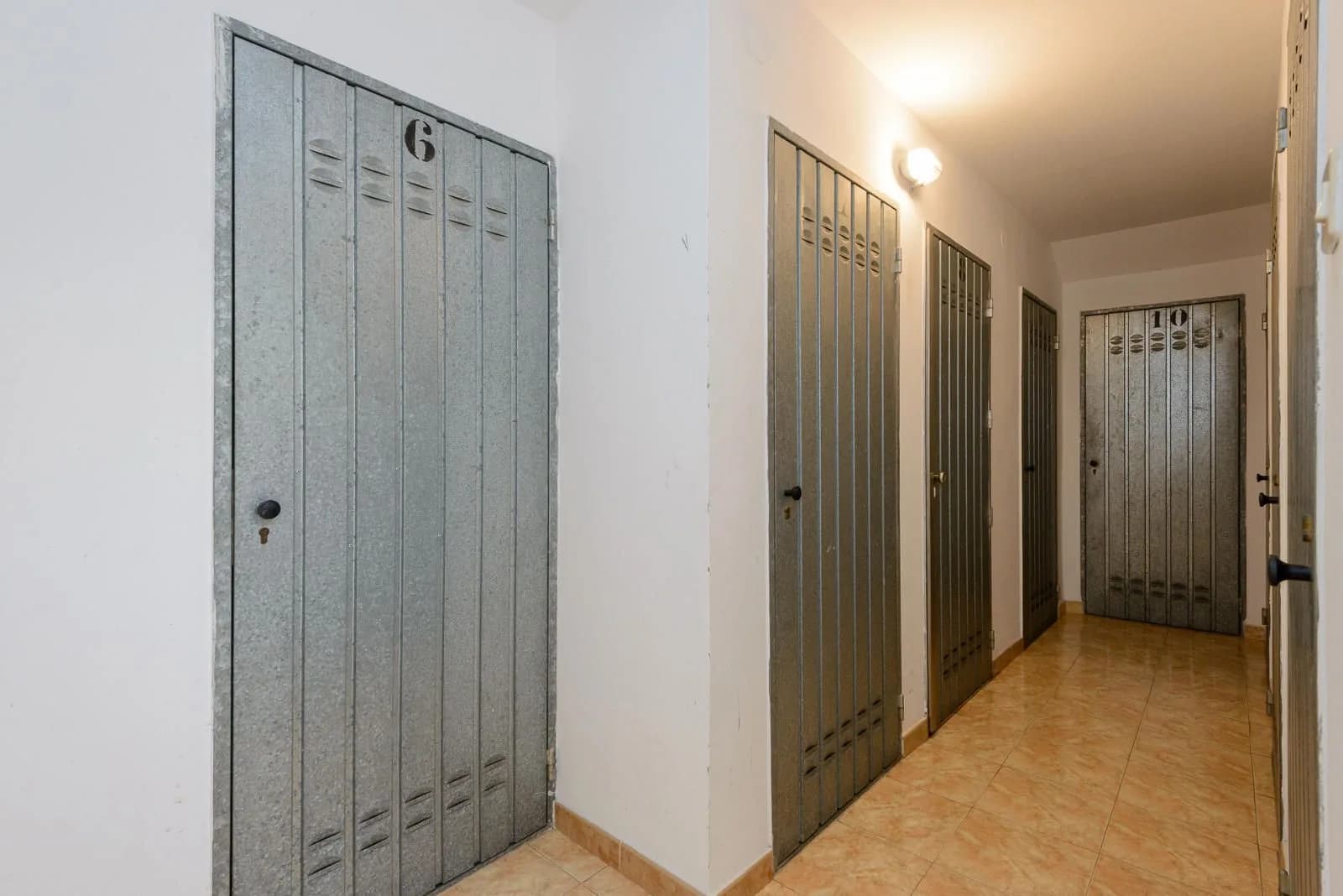 Piso en venta en Oviedo con 108 m2, 3 habitaciones y 2 baños, Garaje, Trastero, Ascensor y Amueblado., imagen 46