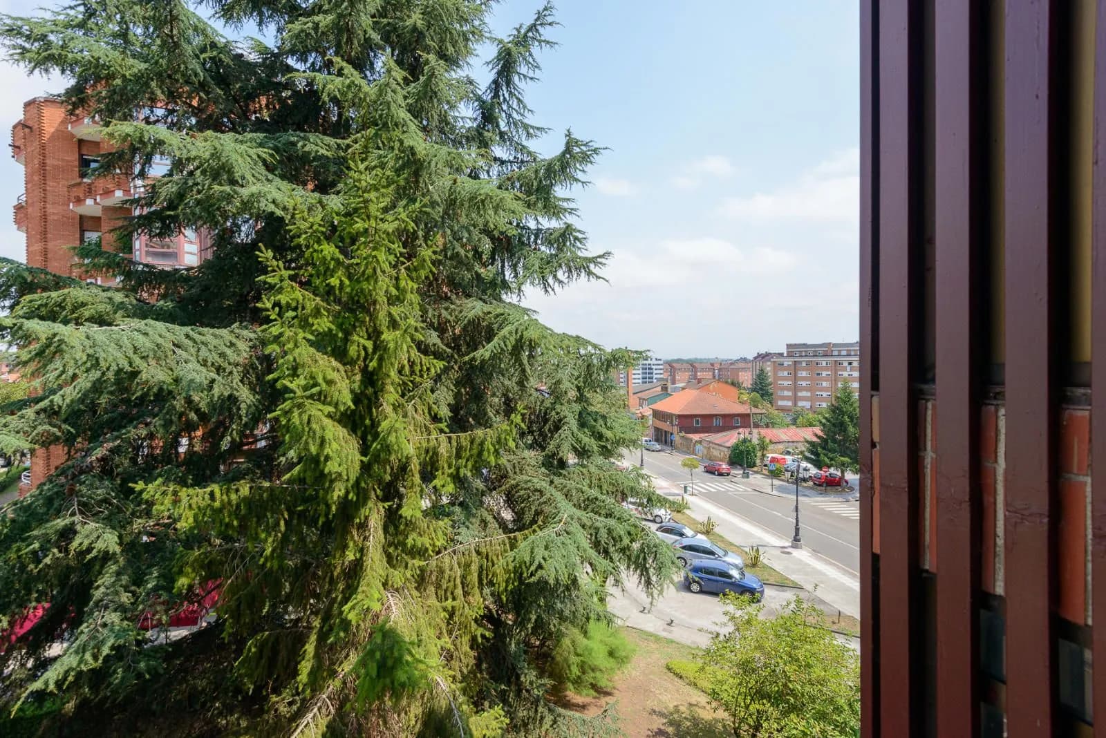 Piso en venta en Oviedo con 108 m2, 3 habitaciones y 2 baños, Garaje, Trastero, Ascensor y Amueblado., imagen 53