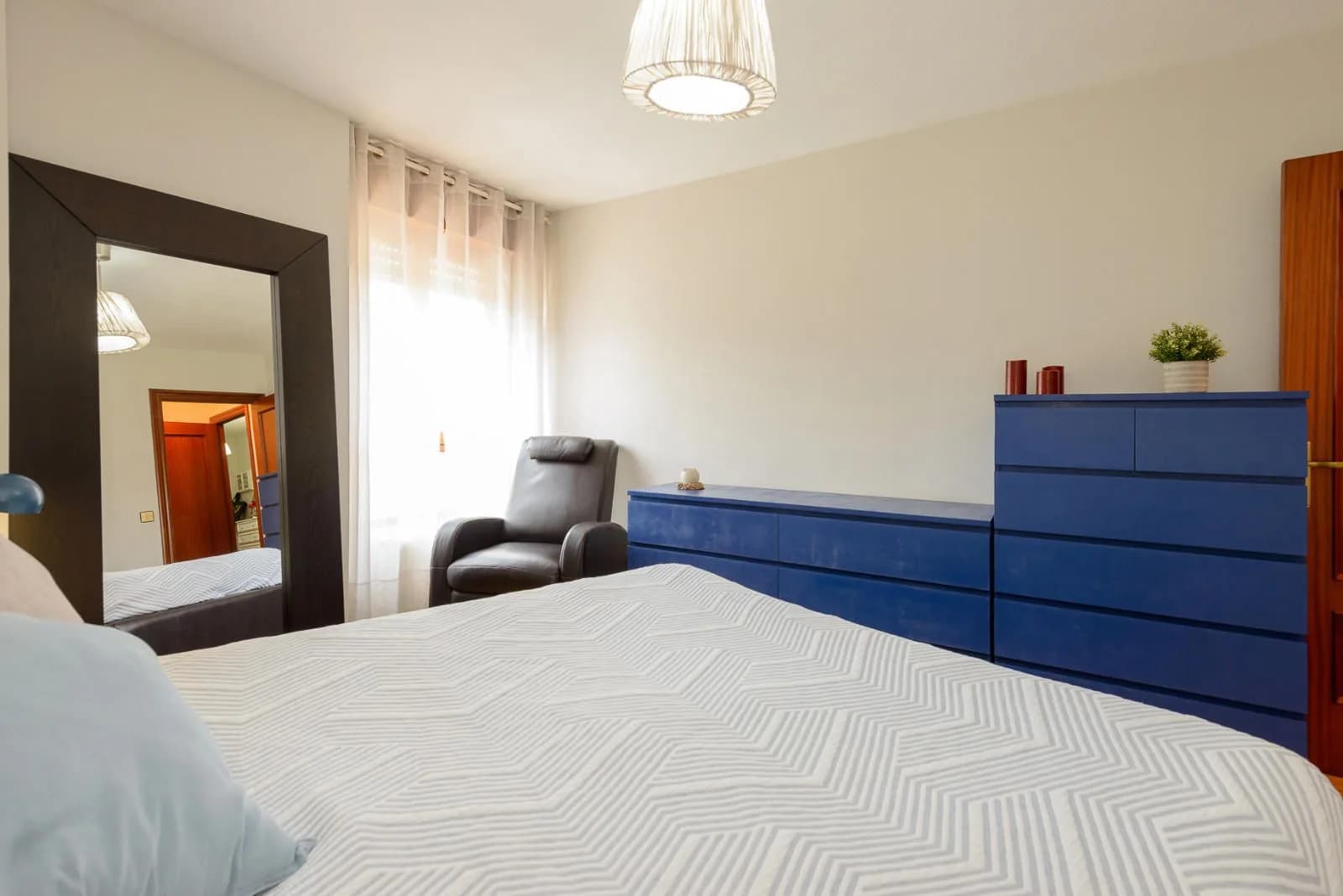 Piso en venta en Oviedo con 108 m2, 3 habitaciones y 2 baños, Garaje, Trastero, Ascensor y Amueblado., imagen 28