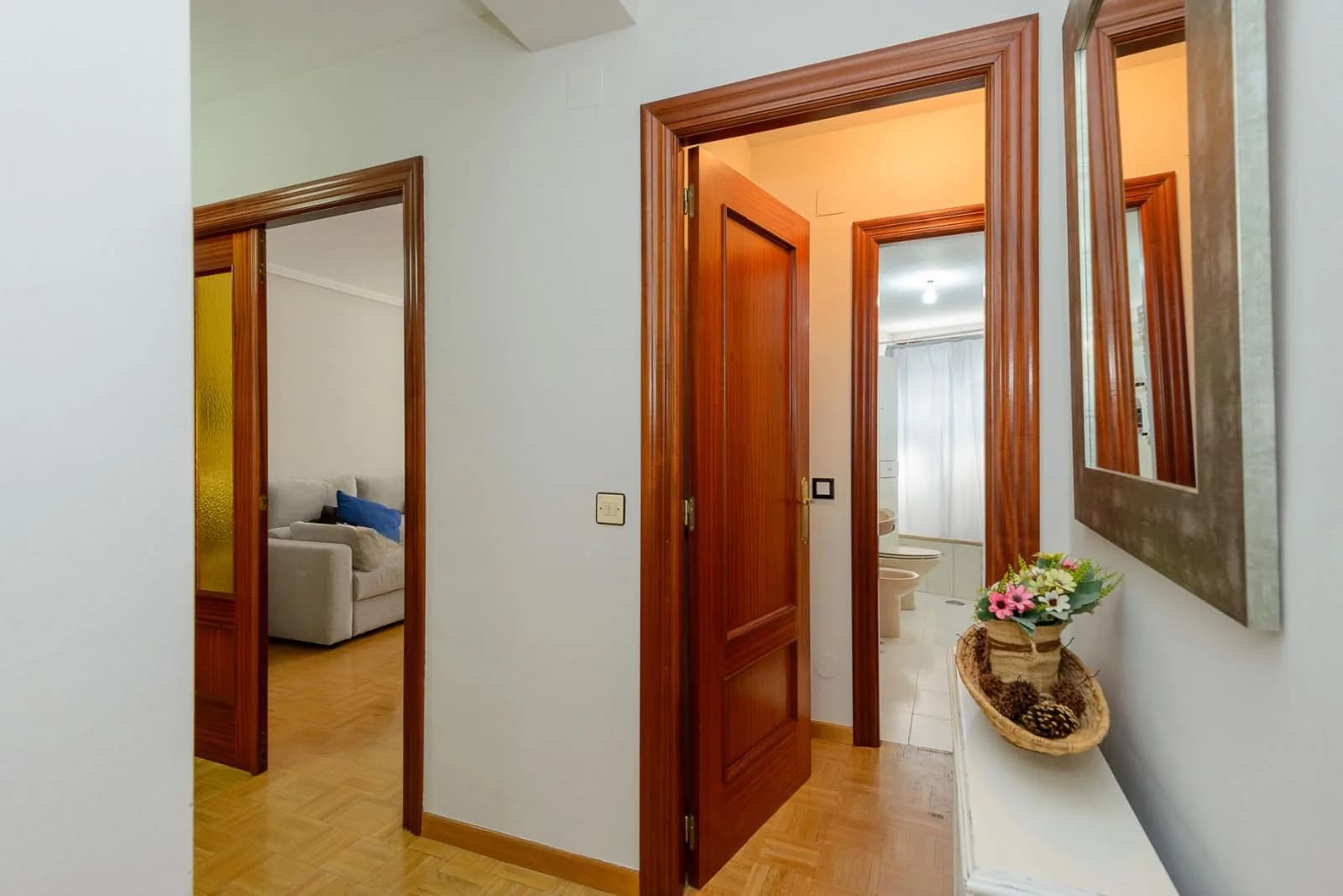 Piso en venta en Oviedo con 108 m2, 3 habitaciones y 2 baños, Garaje, Trastero, Ascensor y Amueblado., imagen 15
